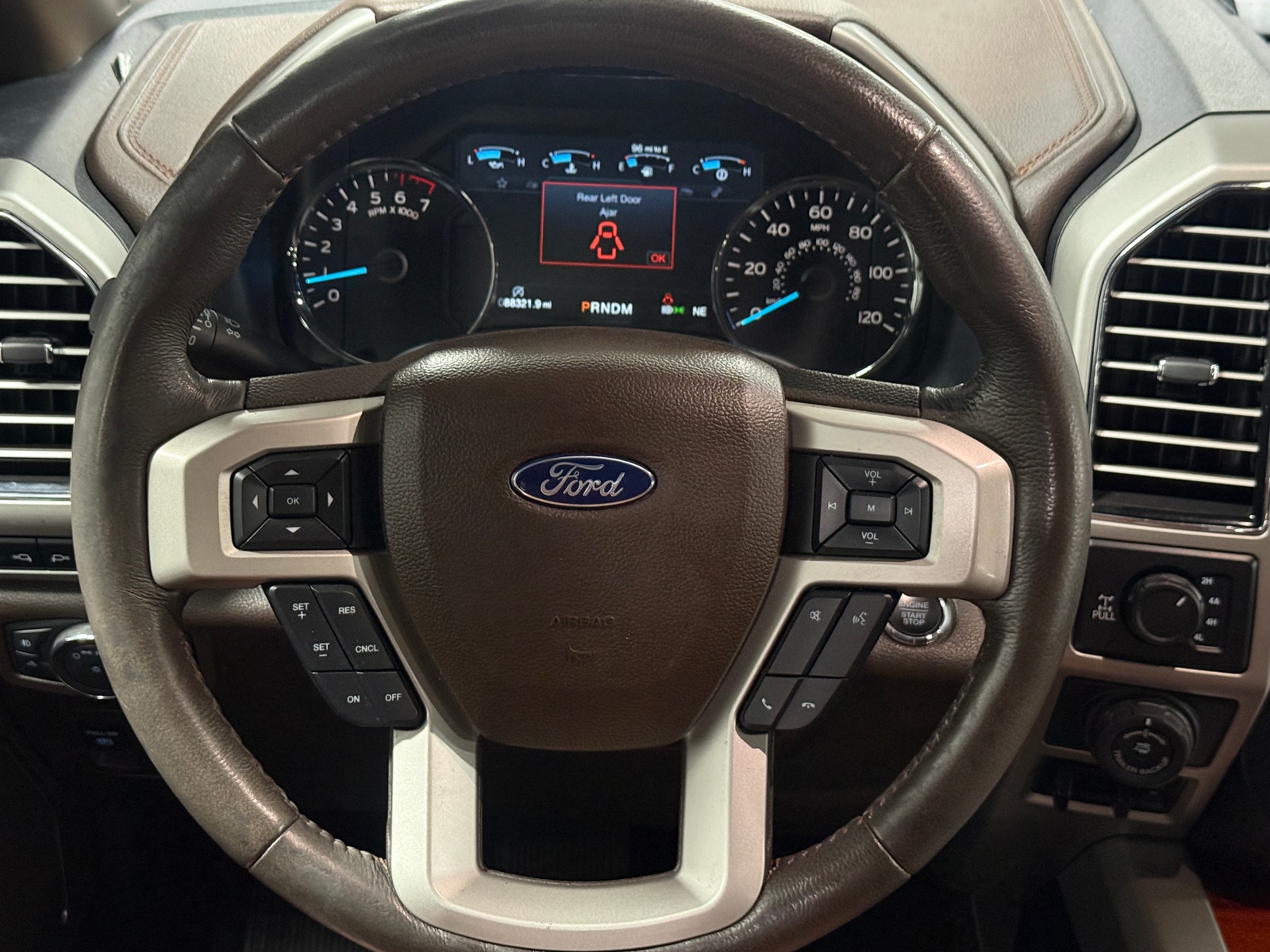 Thumbnail: 2019 Ford Econoline - 4