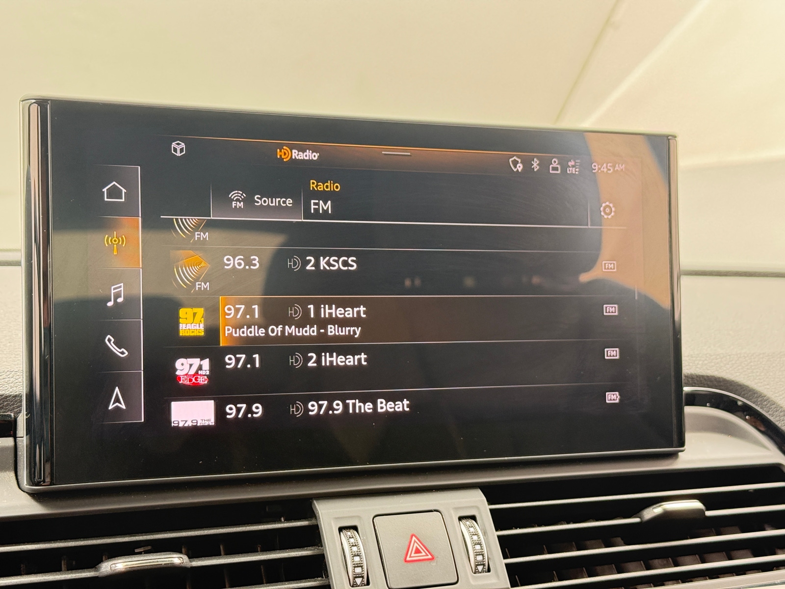 Thumbnail: 2022 Audi SQ5 - 3