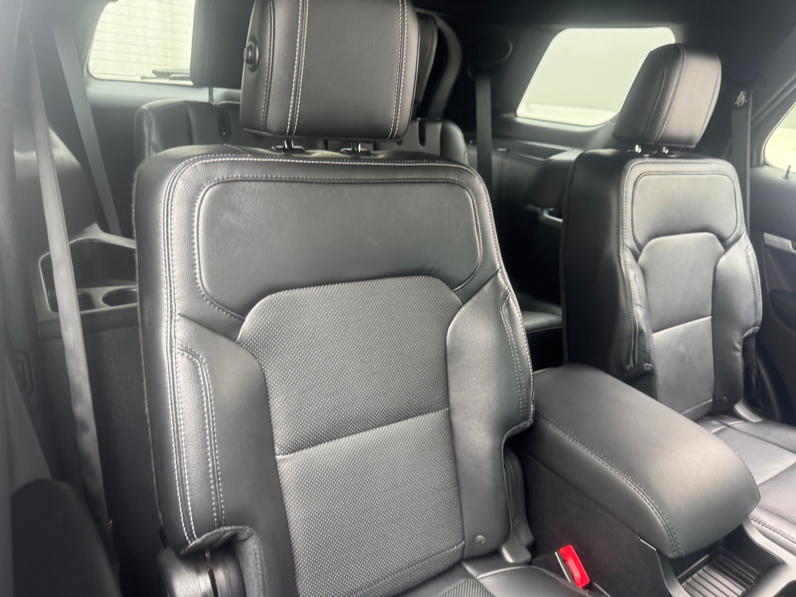 Thumbnail: 2016 Ford Explorer - 5