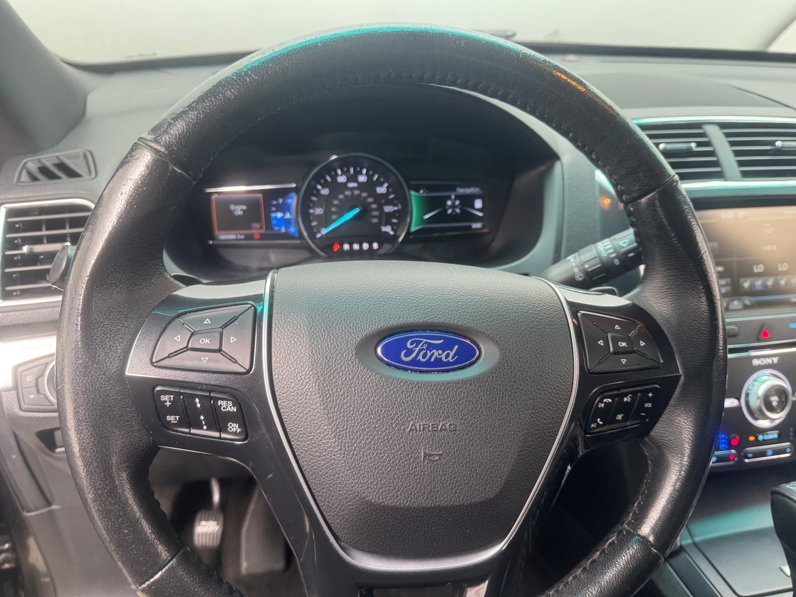 Thumbnail: 2016 Ford Explorer - 4