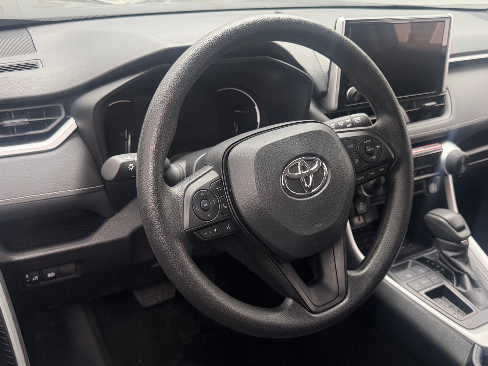 Thumbnail: 2025 Toyota RAV4 - 5
