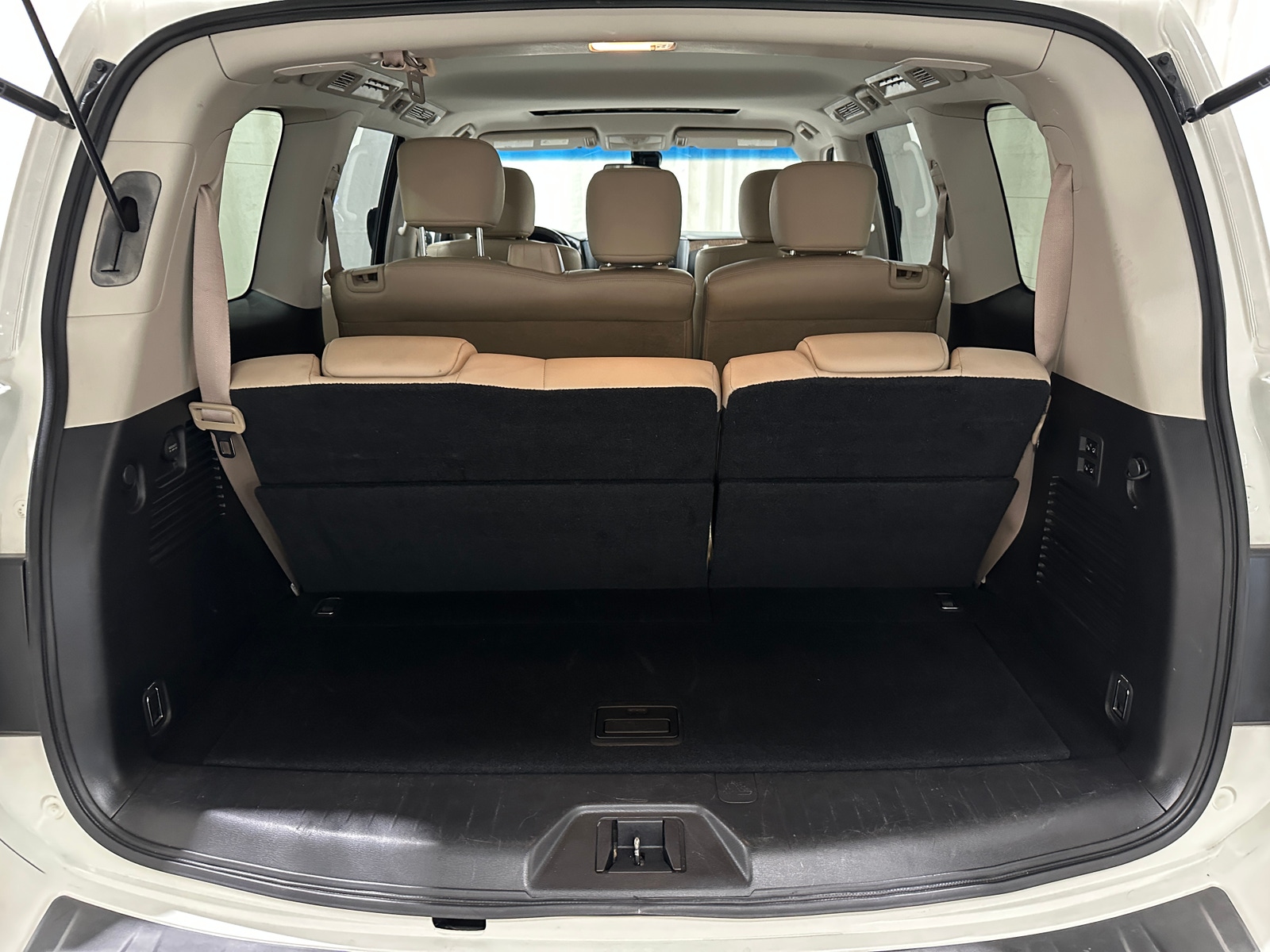 Thumbnail: 2017 Nissan Armada - 6