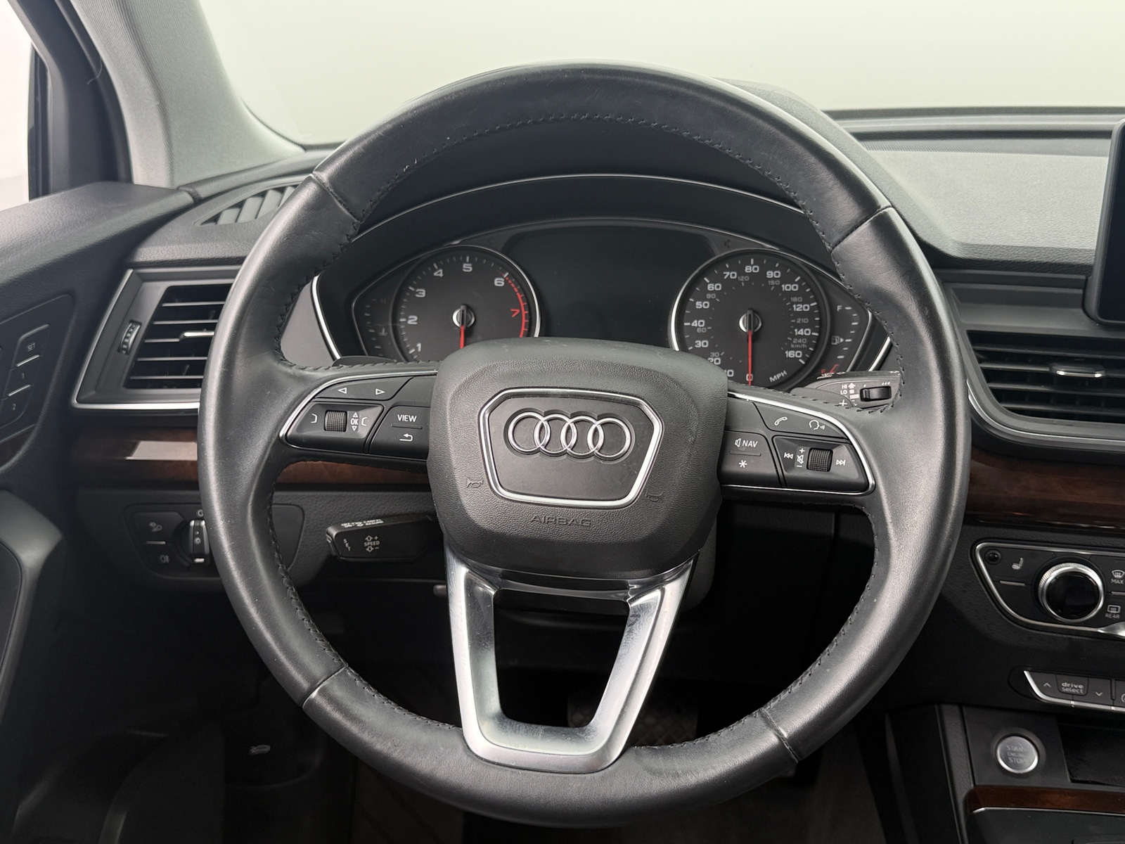 Thumbnail: 2020 Audi Q5 - 5