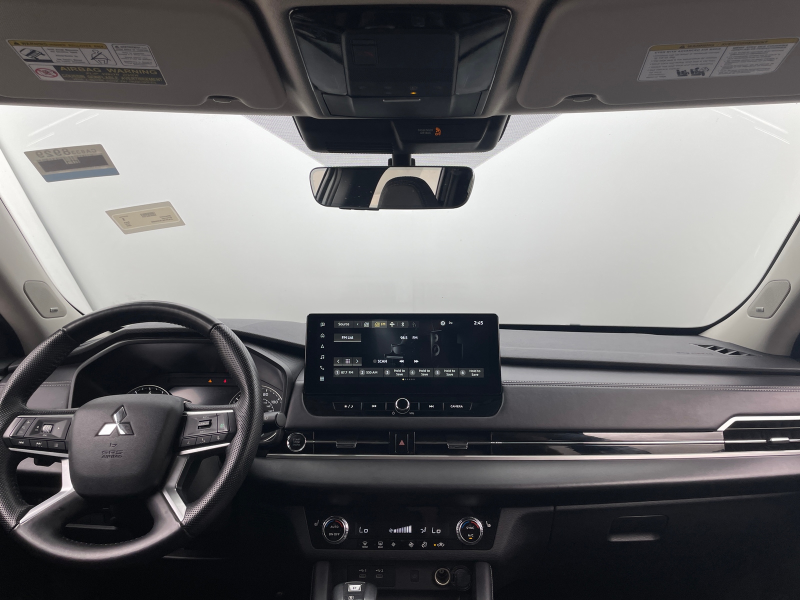 Thumbnail: 2025 Mitsubishi Outlander - 3