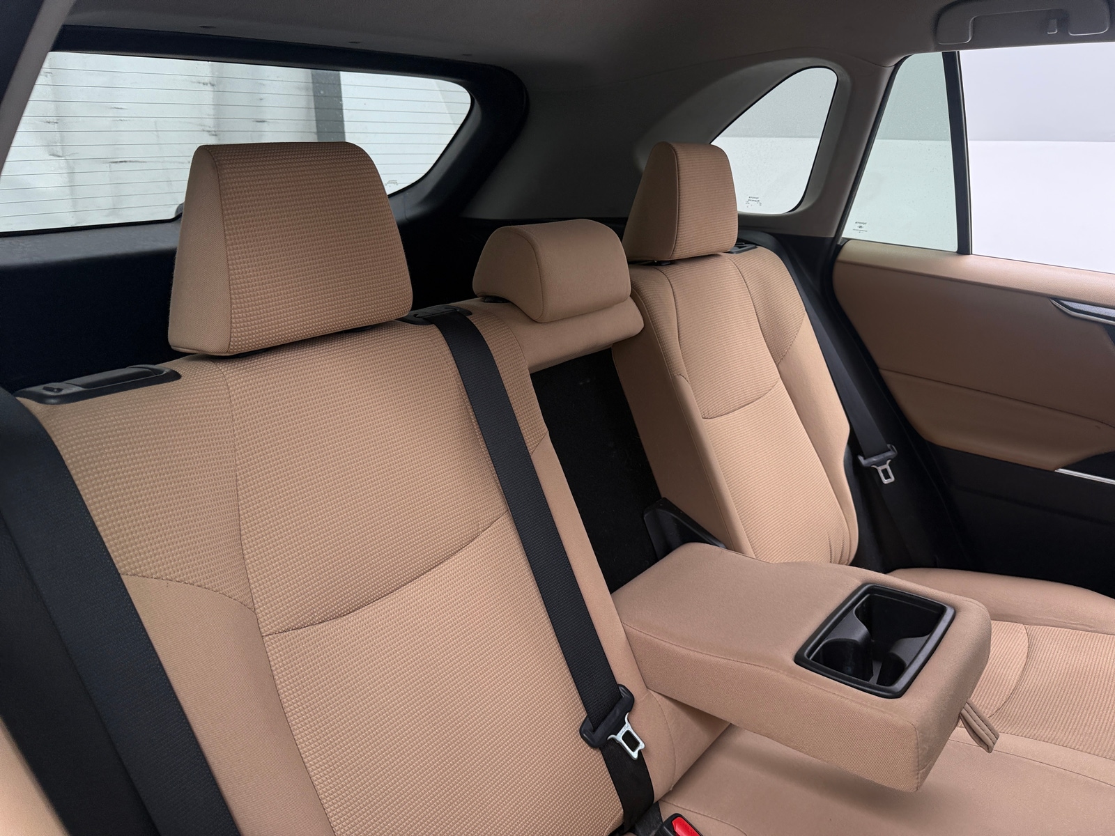 Thumbnail: 2019 Toyota RAV4 - 6