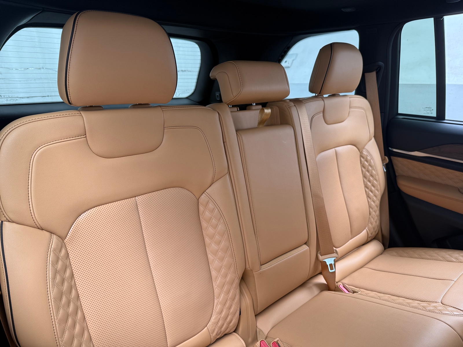 Thumbnail: 2022 Jeep Grand Cherokee - 5