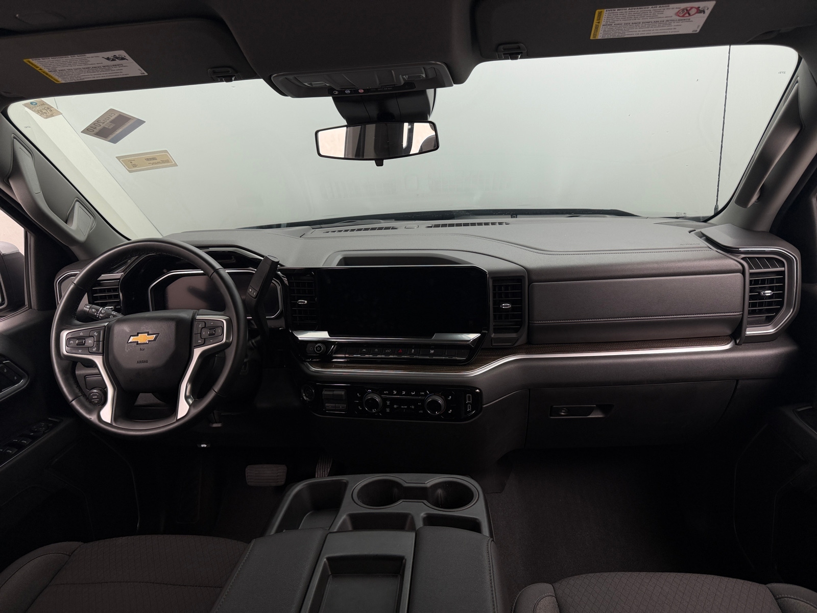 Thumbnail: 2026 Chevrolet Silverado 1500 - 3