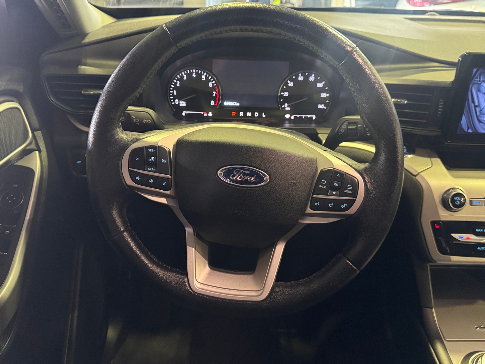 Thumbnail: 2021 Ford Explorer - 5