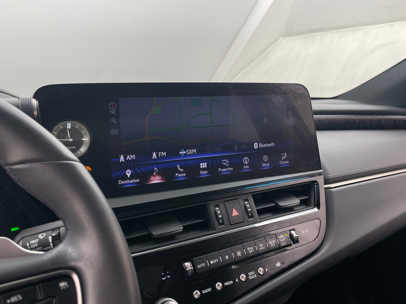 Thumbnail: 2022 Lexus ES - 3