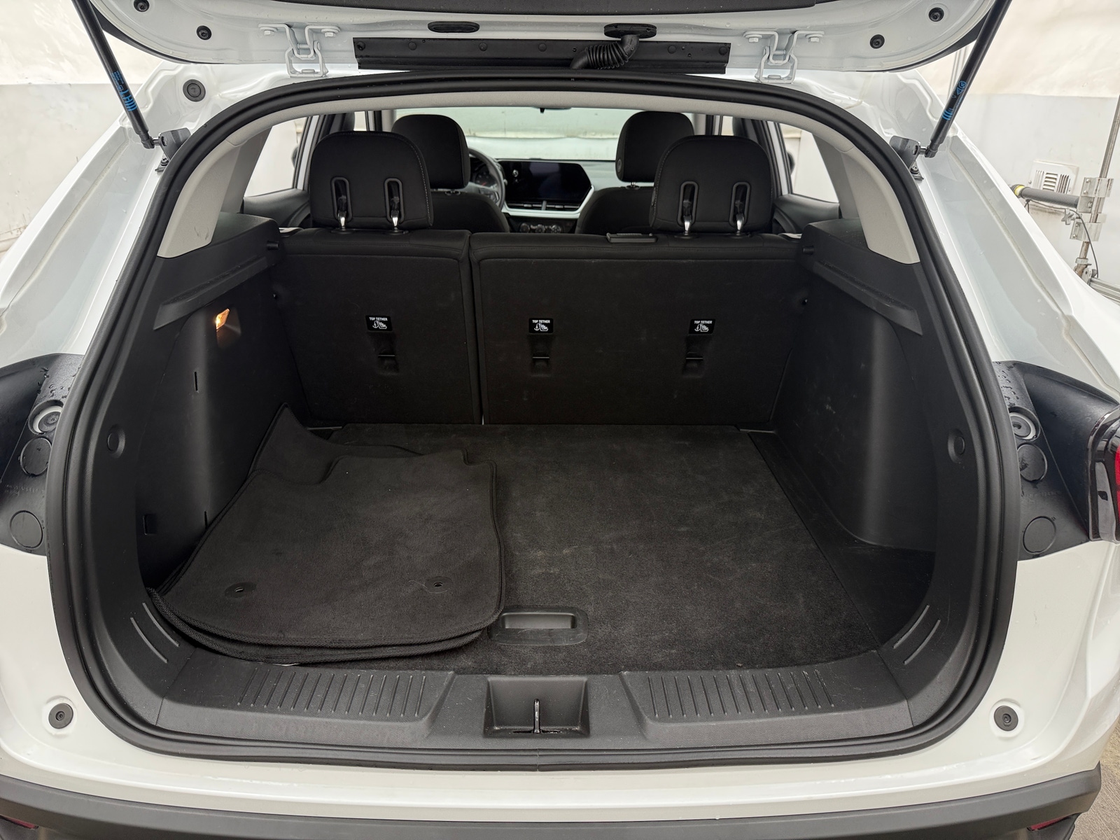 Thumbnail: 2026 Chevrolet Trax - 7