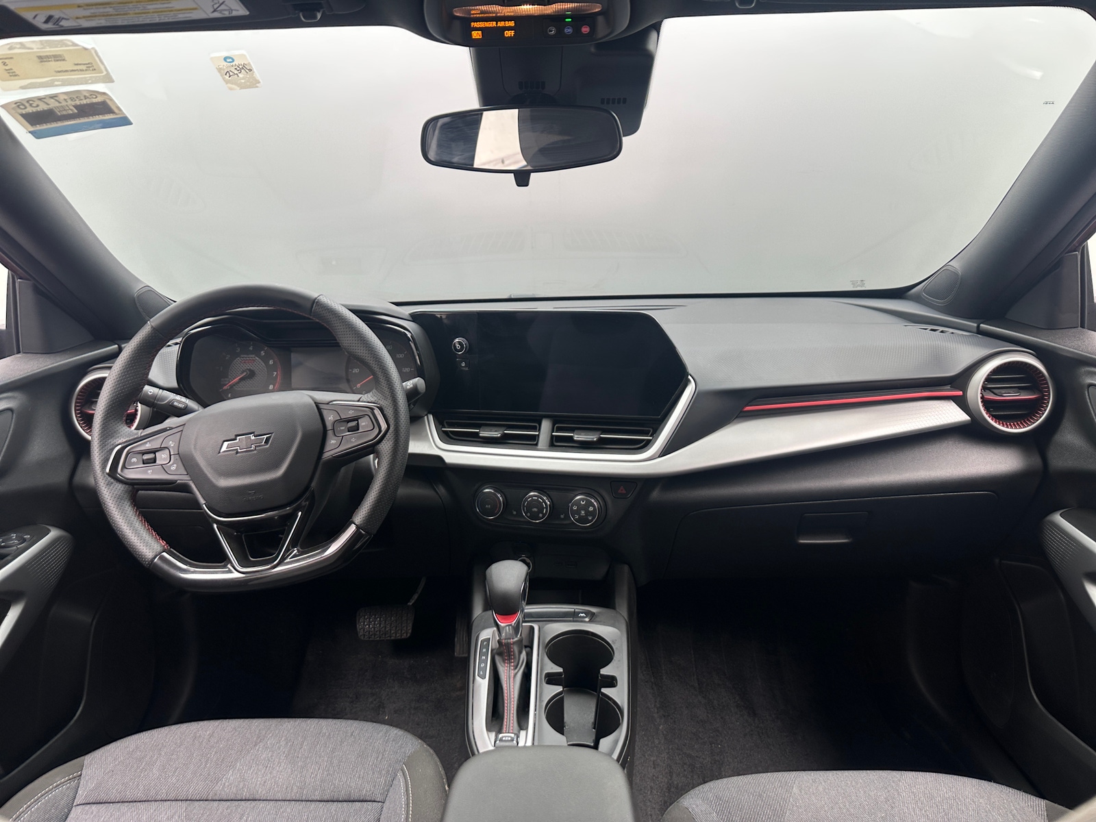 Thumbnail: 2024 Chevrolet Trax - 3