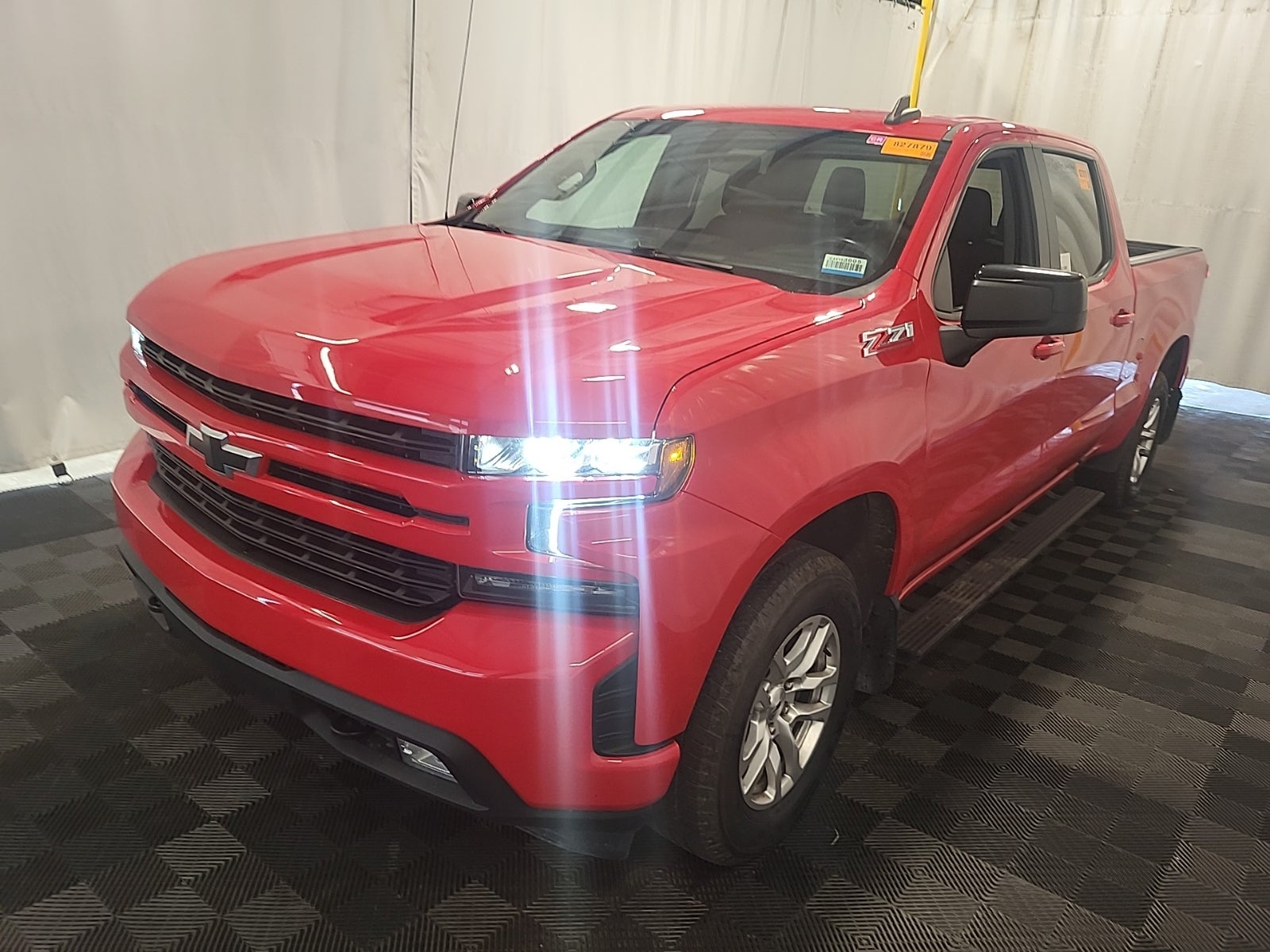 2022 Chevrolet Silverado 1500 LTD 4WD Crew Cab 157" RST