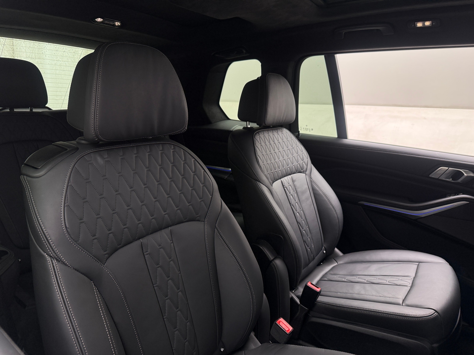 Thumbnail: 2022 BMW X7 - 5
