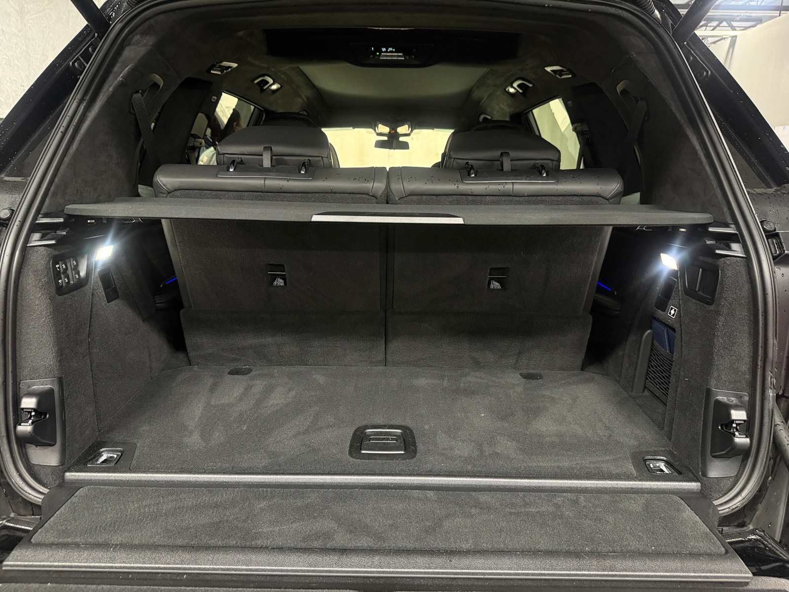 Thumbnail: 2022 BMW X7 - 6