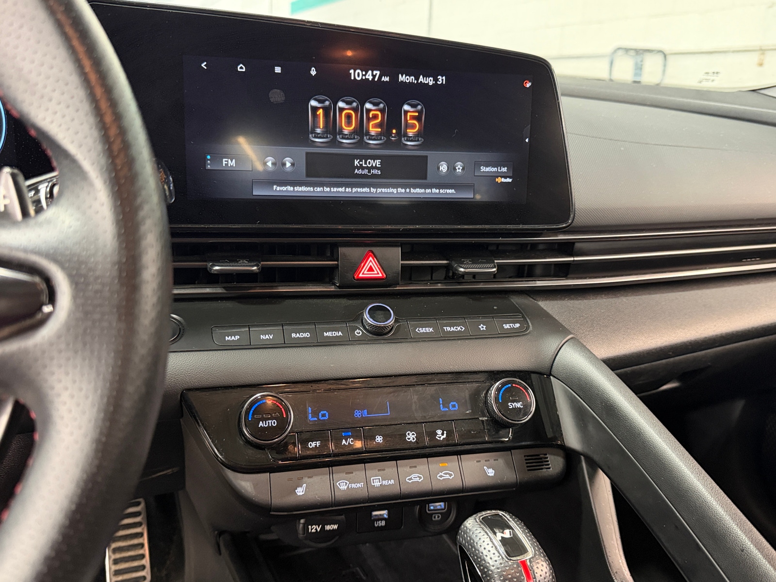Thumbnail: 2023 Hyundai Elantra - 4