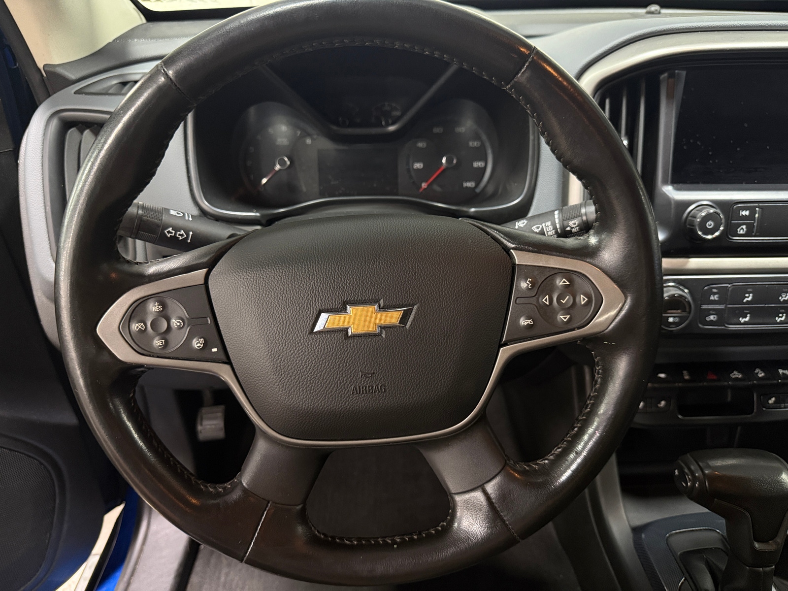 Thumbnail: 2021 Chevrolet Colorado - 4