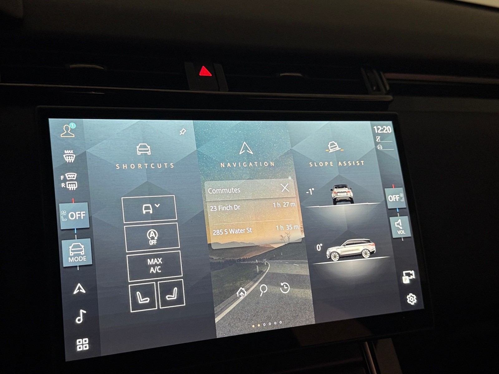 Thumbnail: 2025 Land Rover Range Rover Velar - 3
