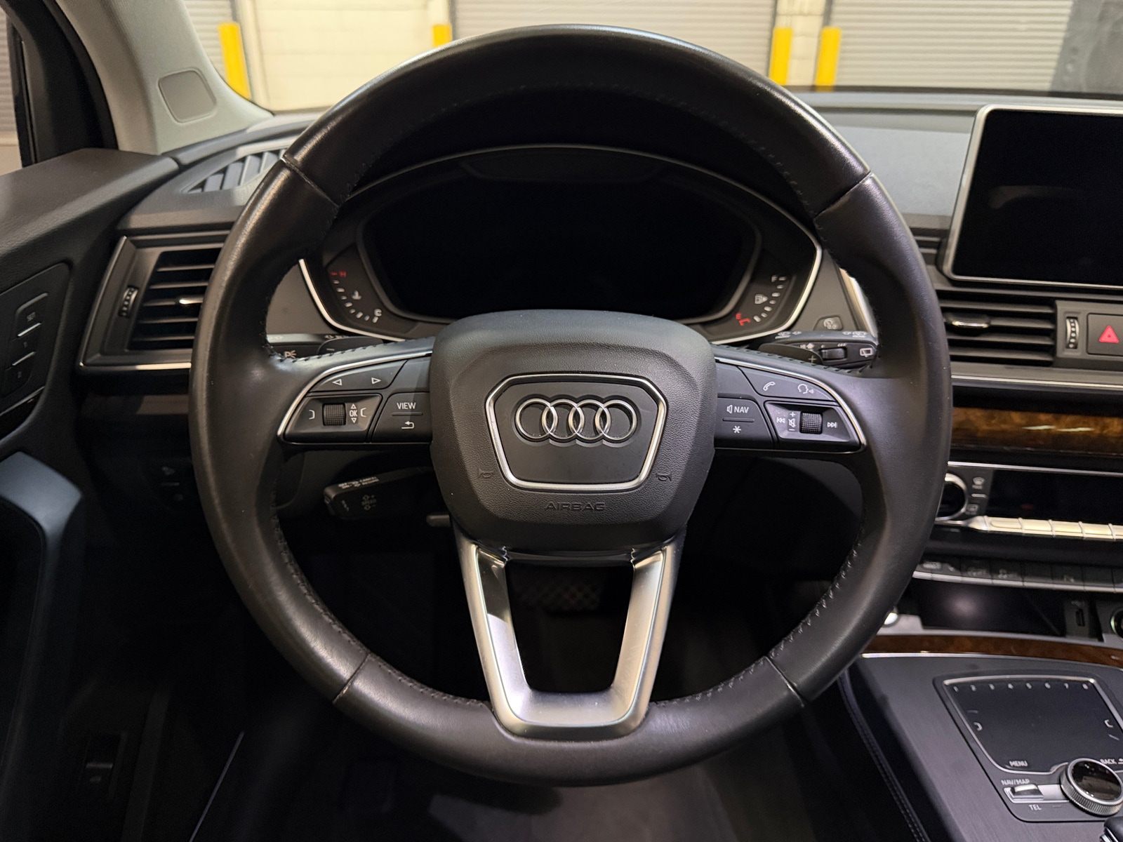Thumbnail: 2020 Audi Q5 - 5