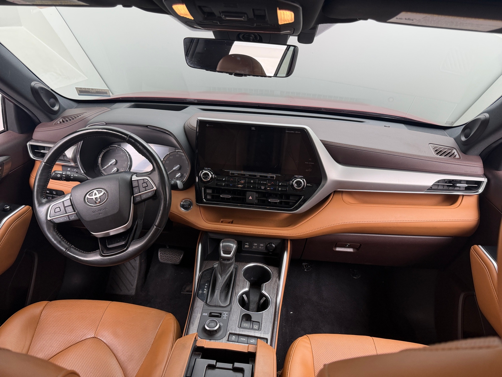 Thumbnail: 2022 Toyota Highlander - 2