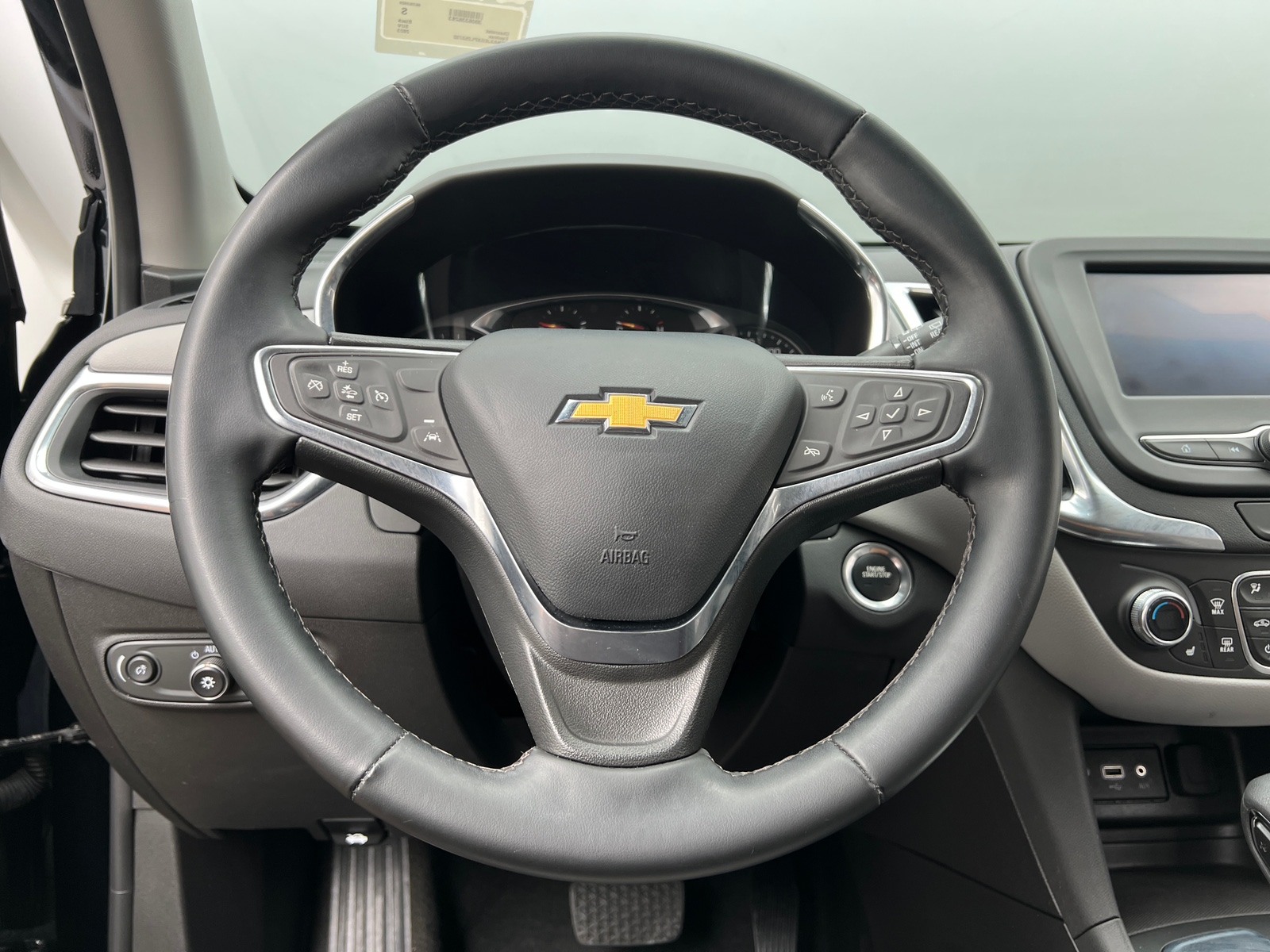 Thumbnail: 2023 Chevrolet Equinox - 5