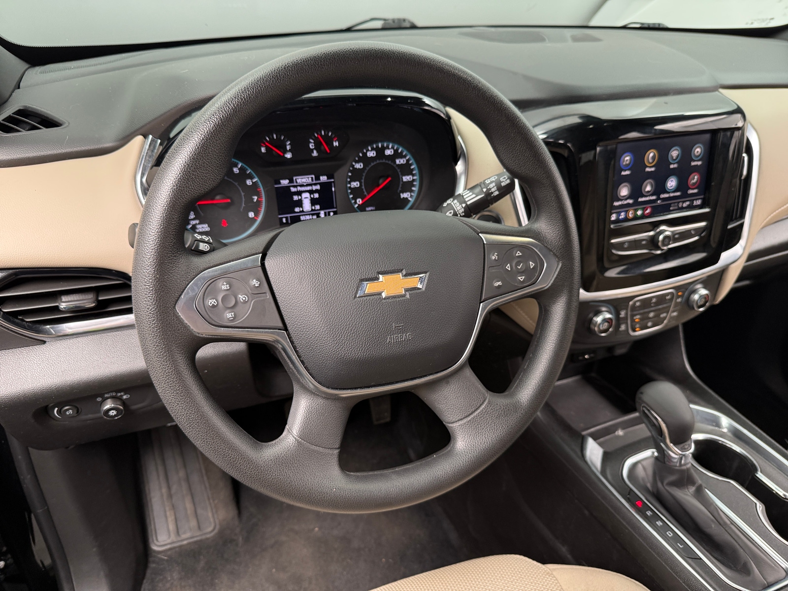 Thumbnail: 2023 Chevrolet Traverse - 5