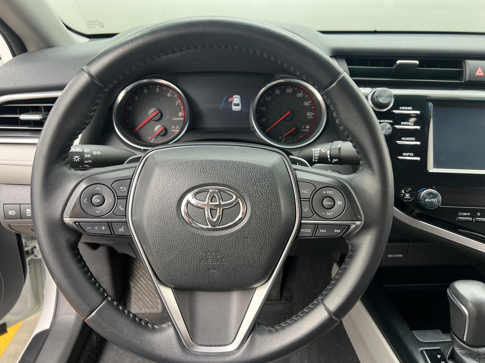 Thumbnail: 2018 Toyota Camry - 5
