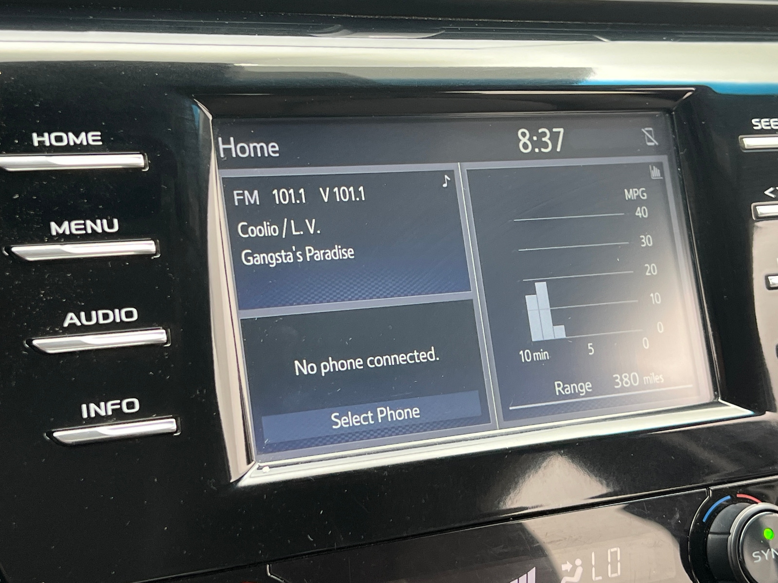 Thumbnail: 2018 Toyota Camry - 4