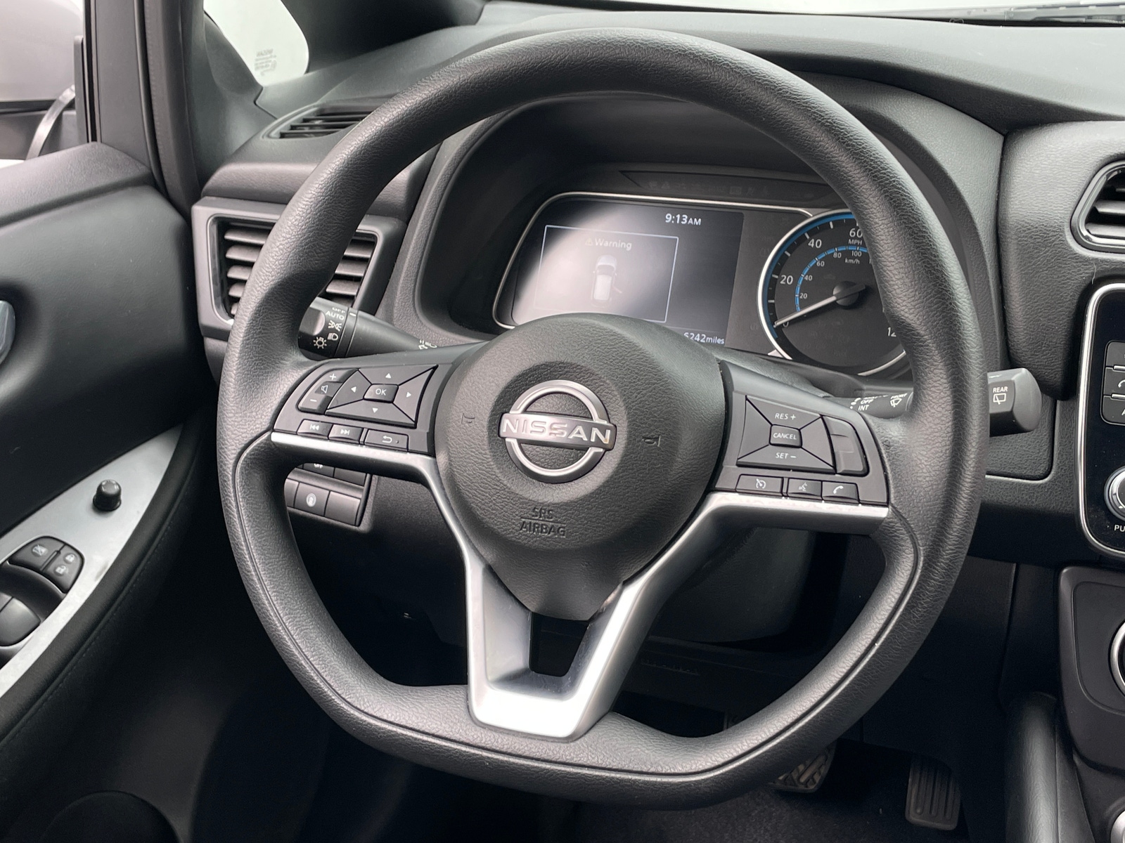 Thumbnail: 2025 Nissan Leaf - 5