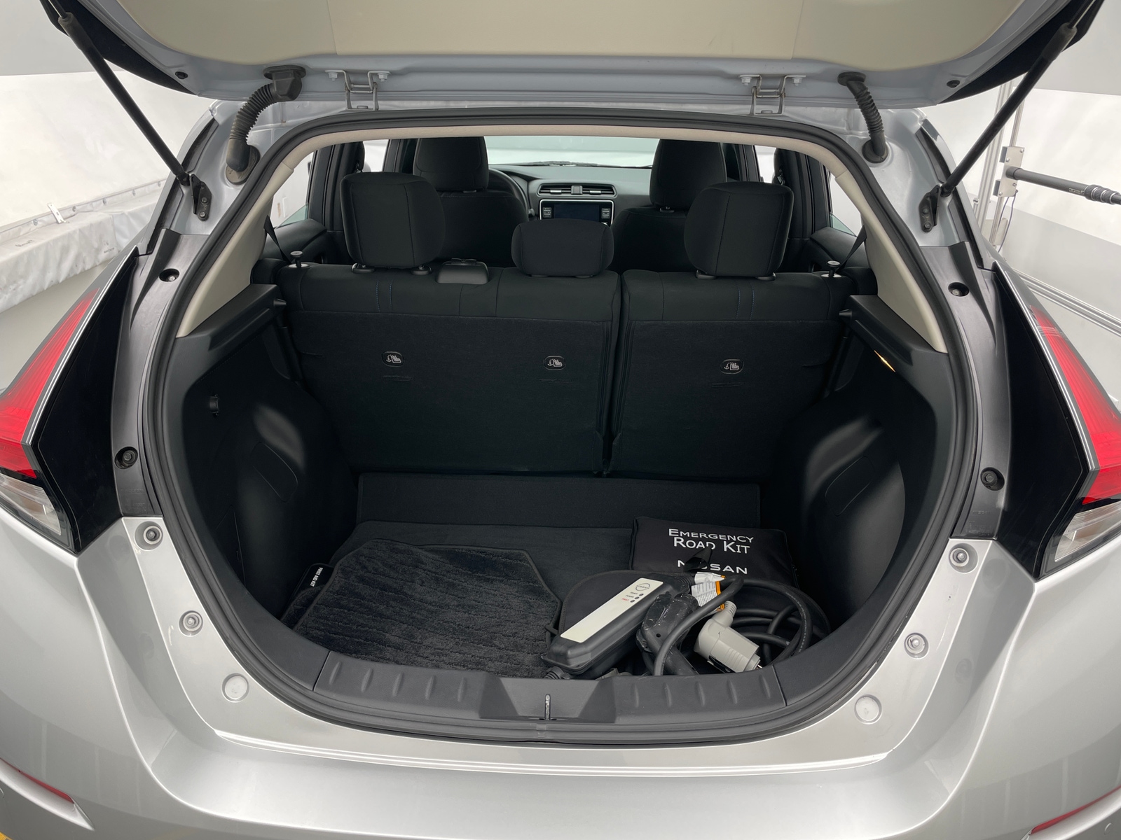 Thumbnail: 2025 Nissan Leaf - 7