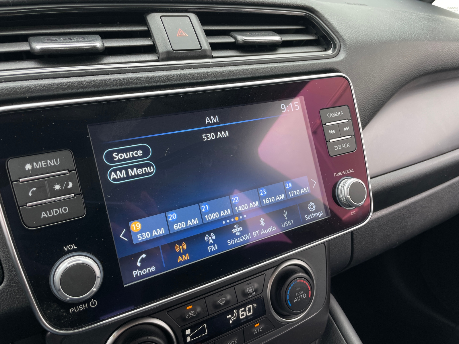 Thumbnail: 2025 Nissan Leaf - 4