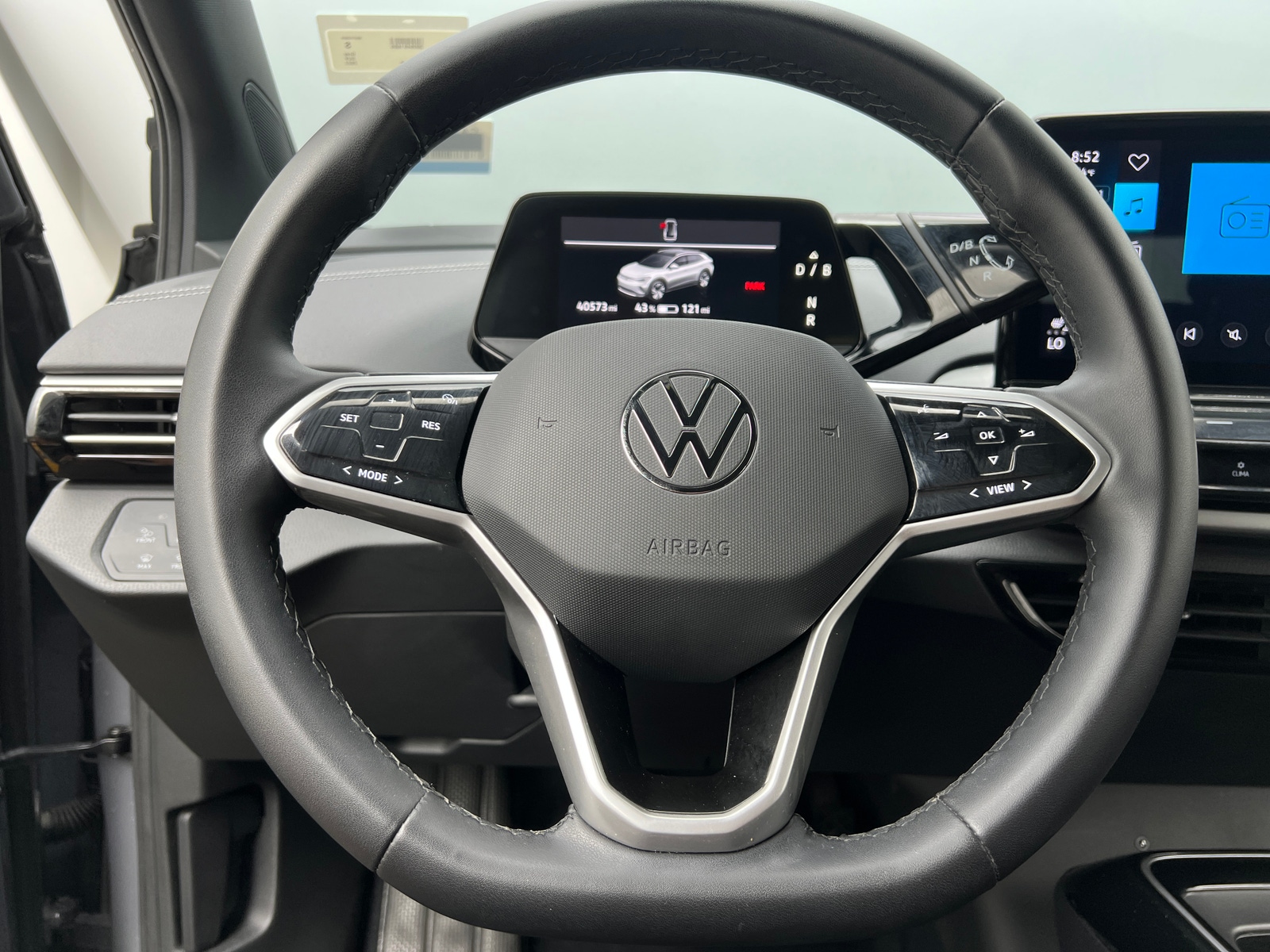 Thumbnail: 2023 Volkswagen ID.4 - 5