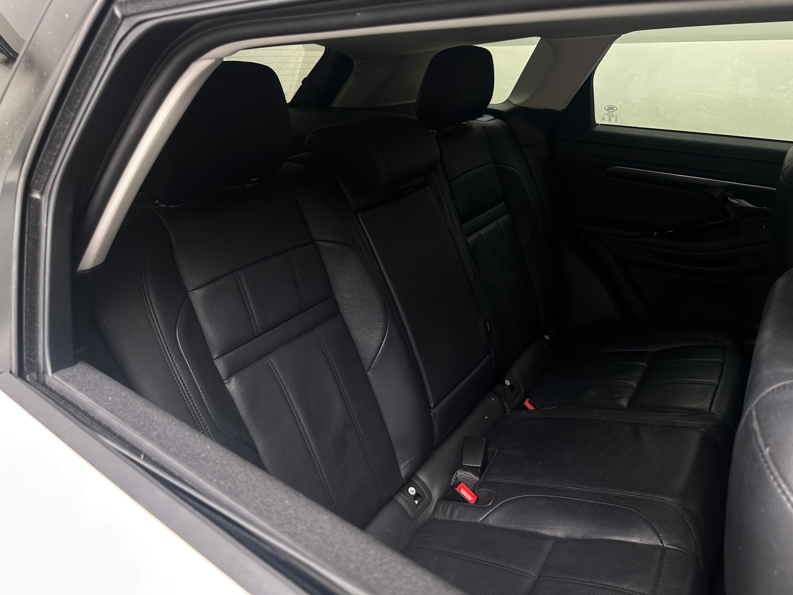 Thumbnail: 2021 Land Rover Range Rover Evoque - 5