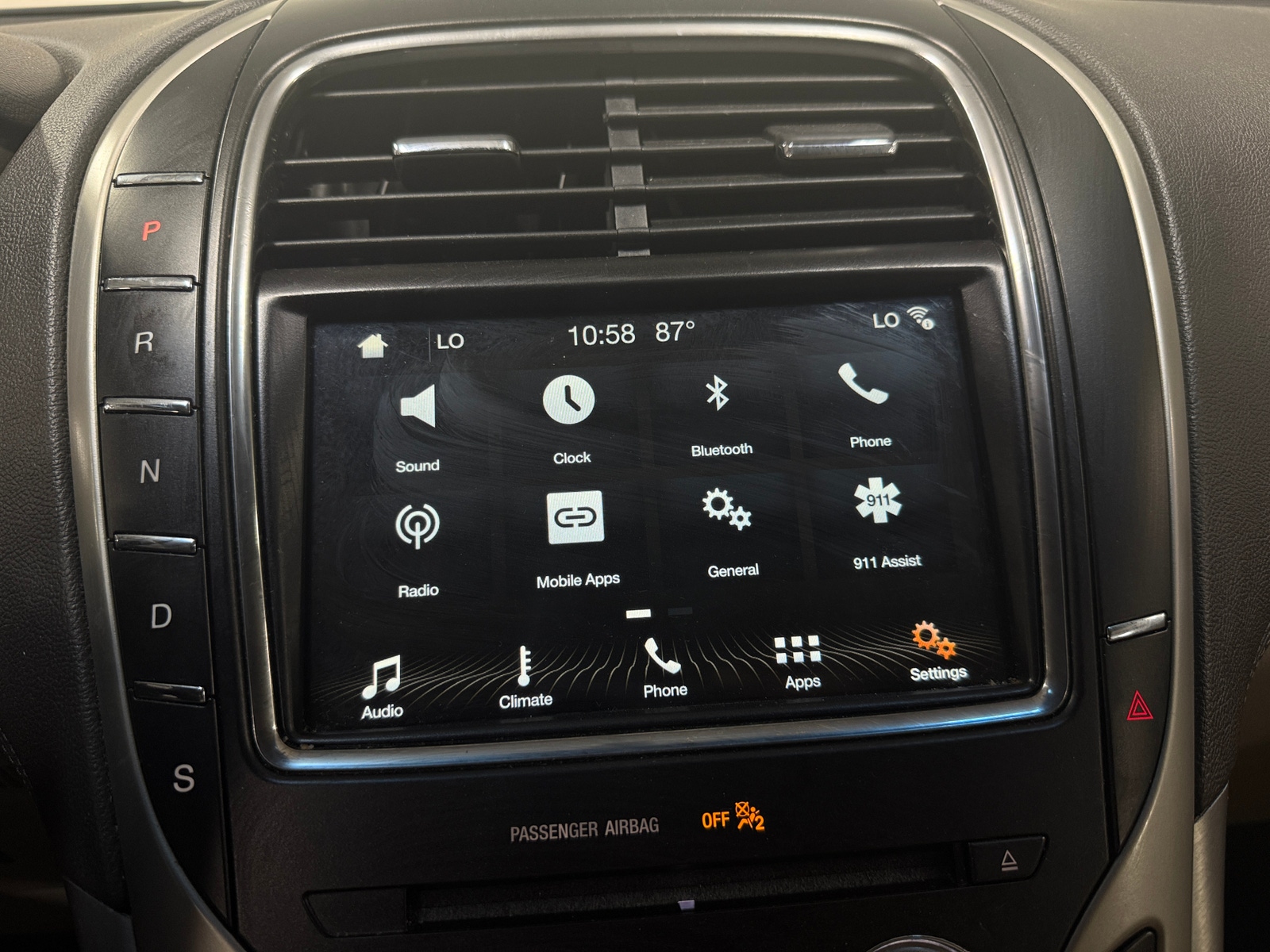 Thumbnail: 2018 Lincoln MKX - 3