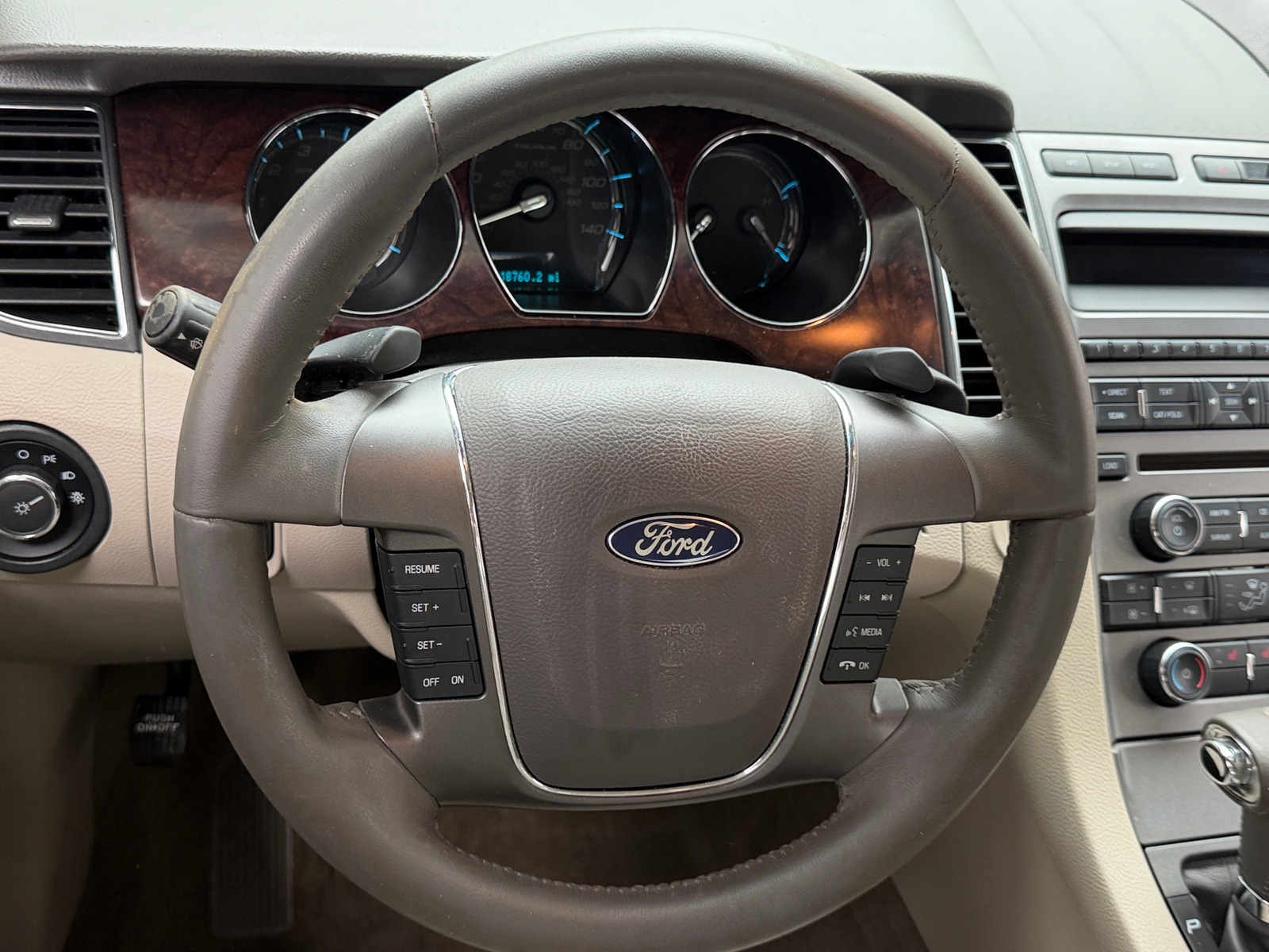 Thumbnail: 2011 Ford Taurus - 5