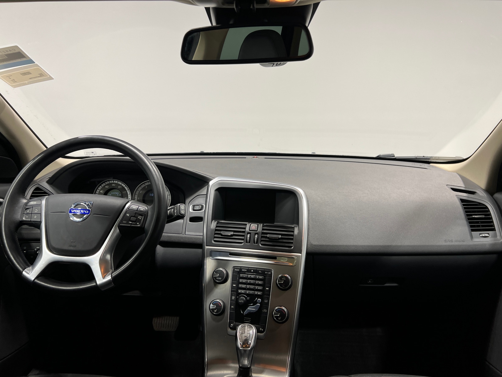 Thumbnail: 2013 Volvo XC60 - 2