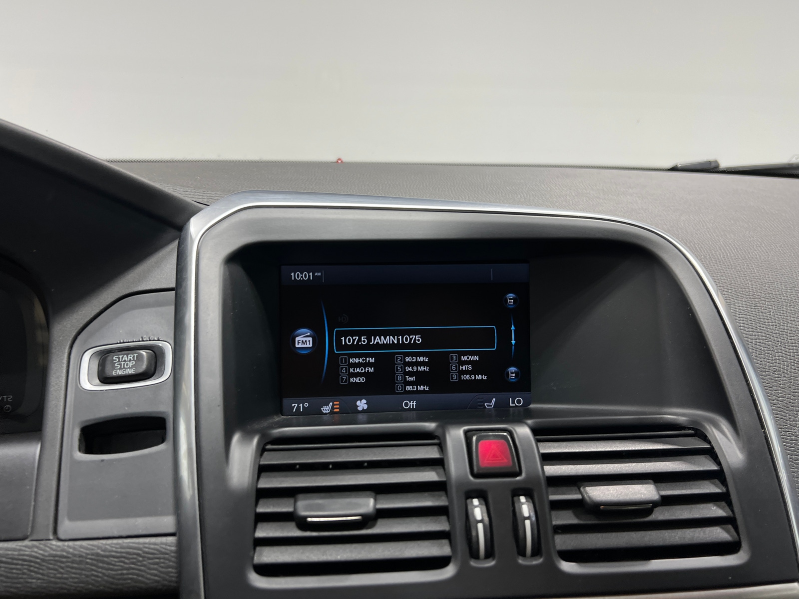 Thumbnail: 2013 Volvo XC60 - 3