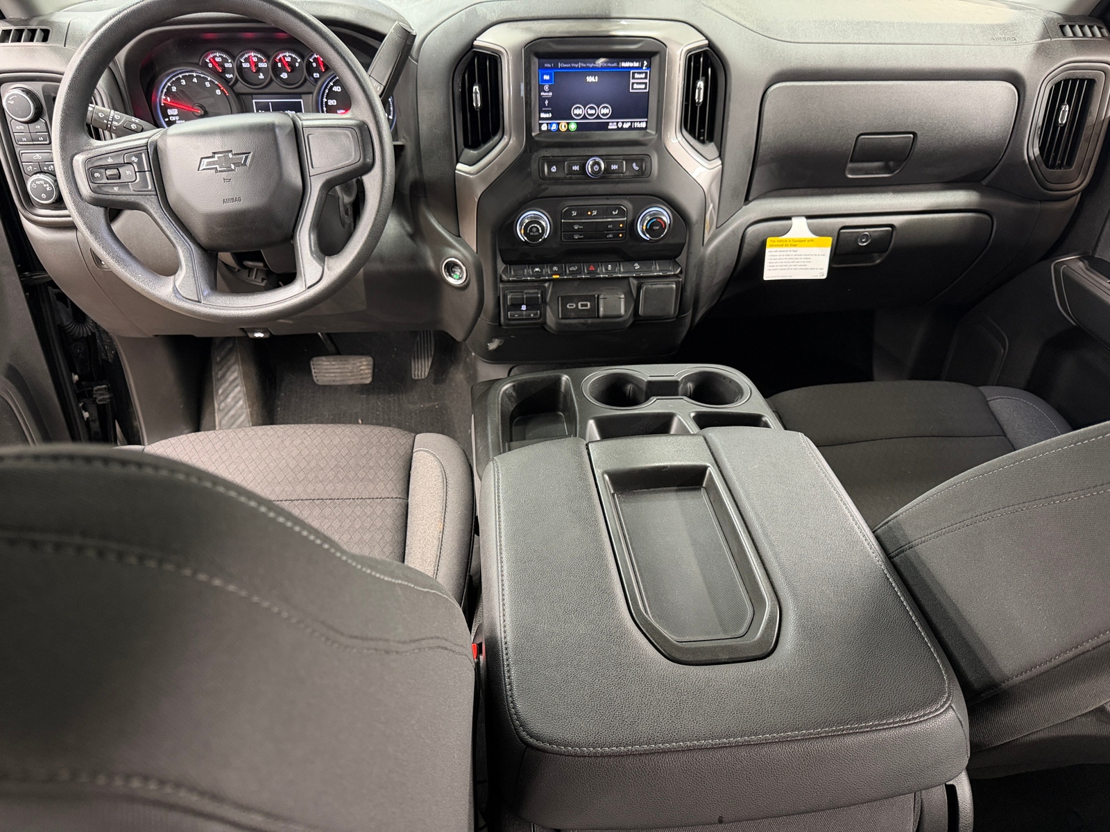 Thumbnail: 2025 Chevrolet Silverado 1500 - 3