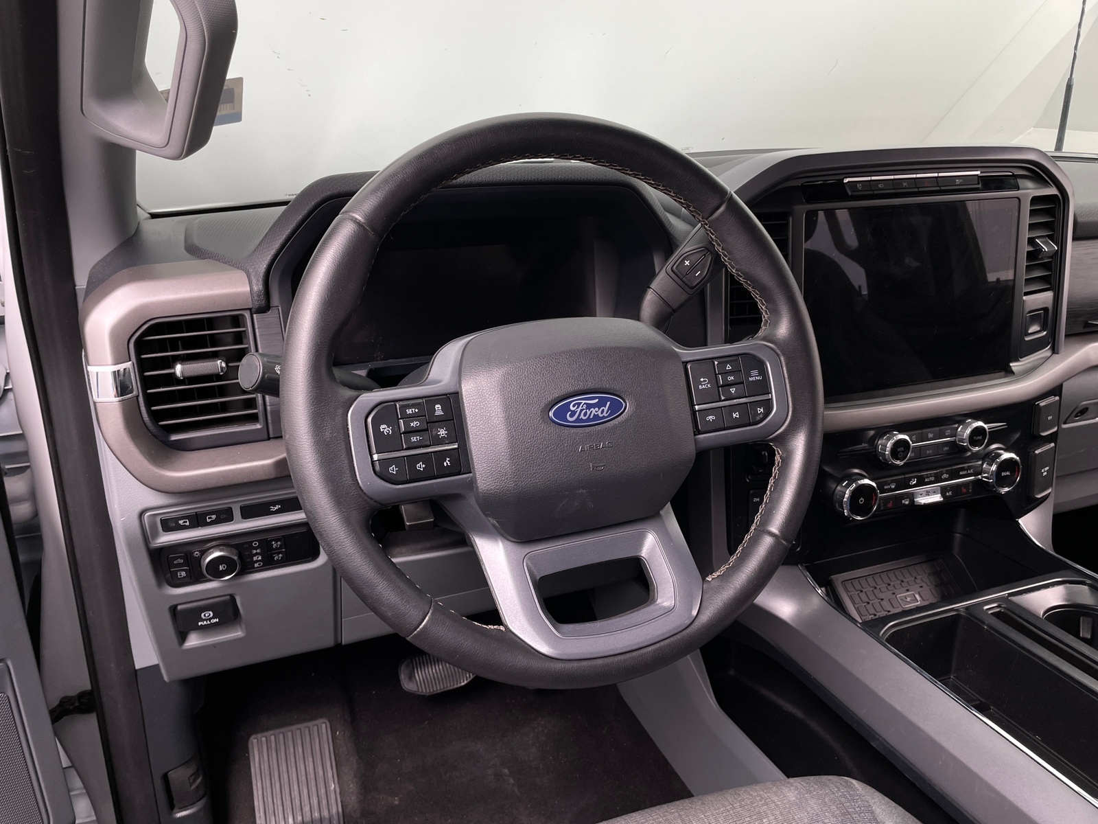 Thumbnail: 2024 Ford Econoline - 5