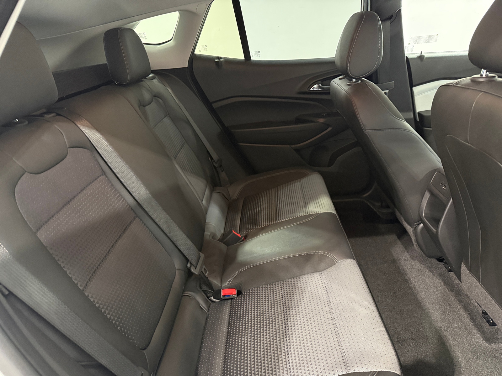 Thumbnail: 2025 Chevrolet Trax - 5