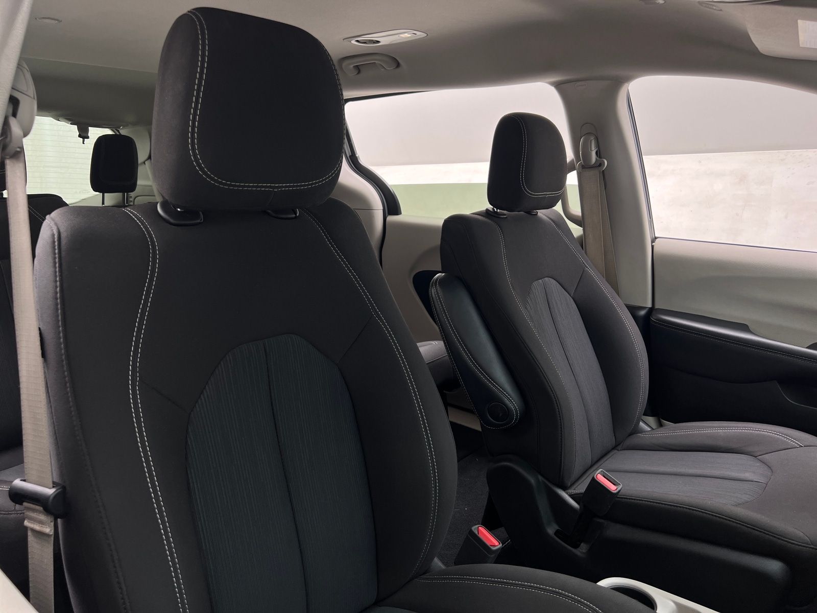 Thumbnail: 2024 Chrysler Voyager - 2