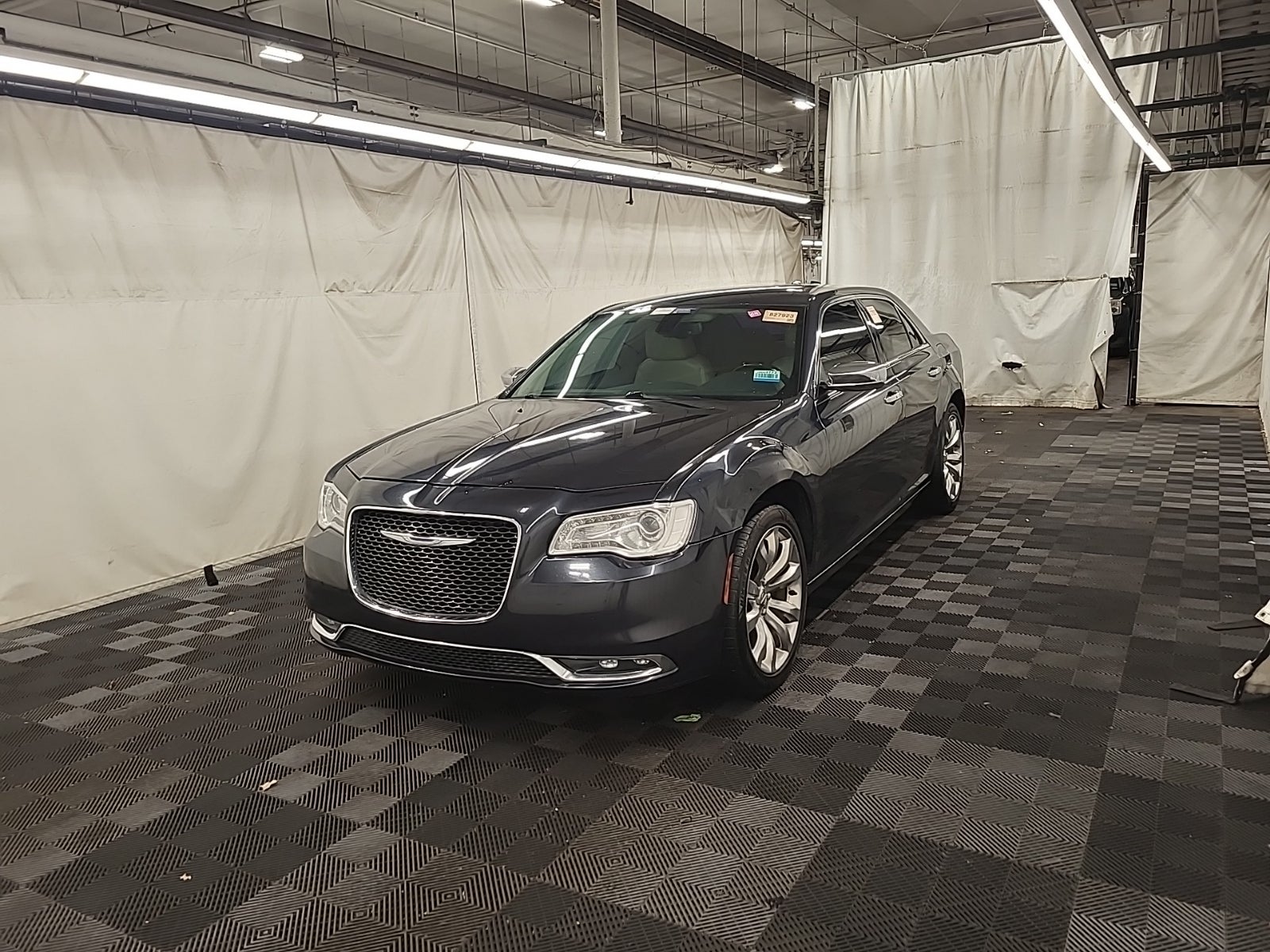 2018 Chrysler 300 Limited