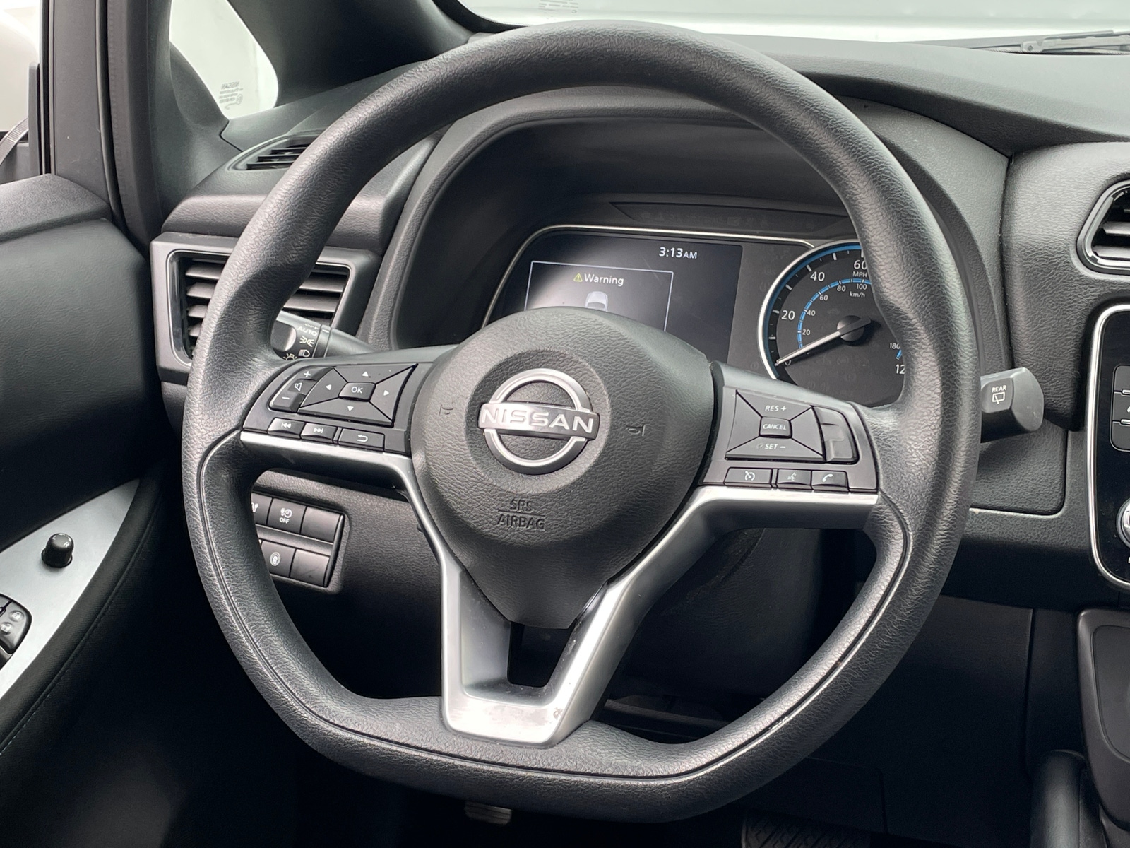 Thumbnail: 2025 Nissan Leaf - 5