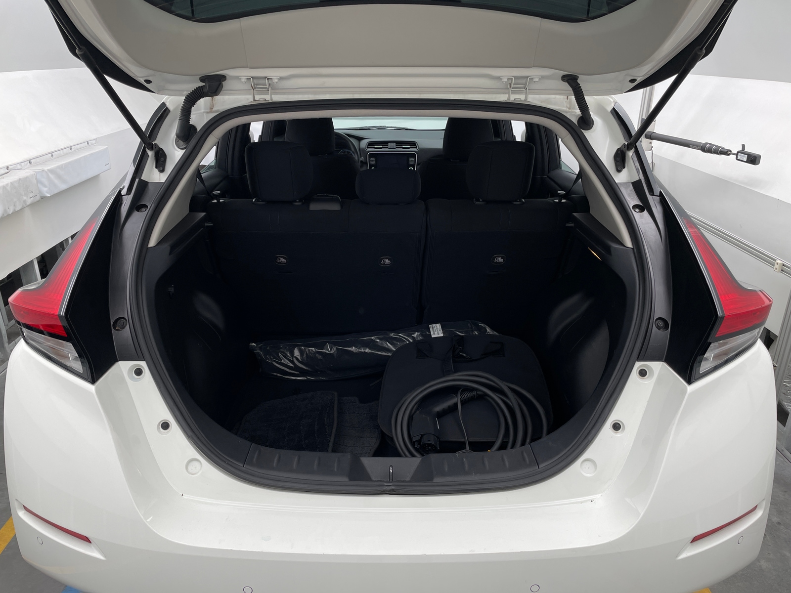 Thumbnail: 2025 Nissan Leaf - 7