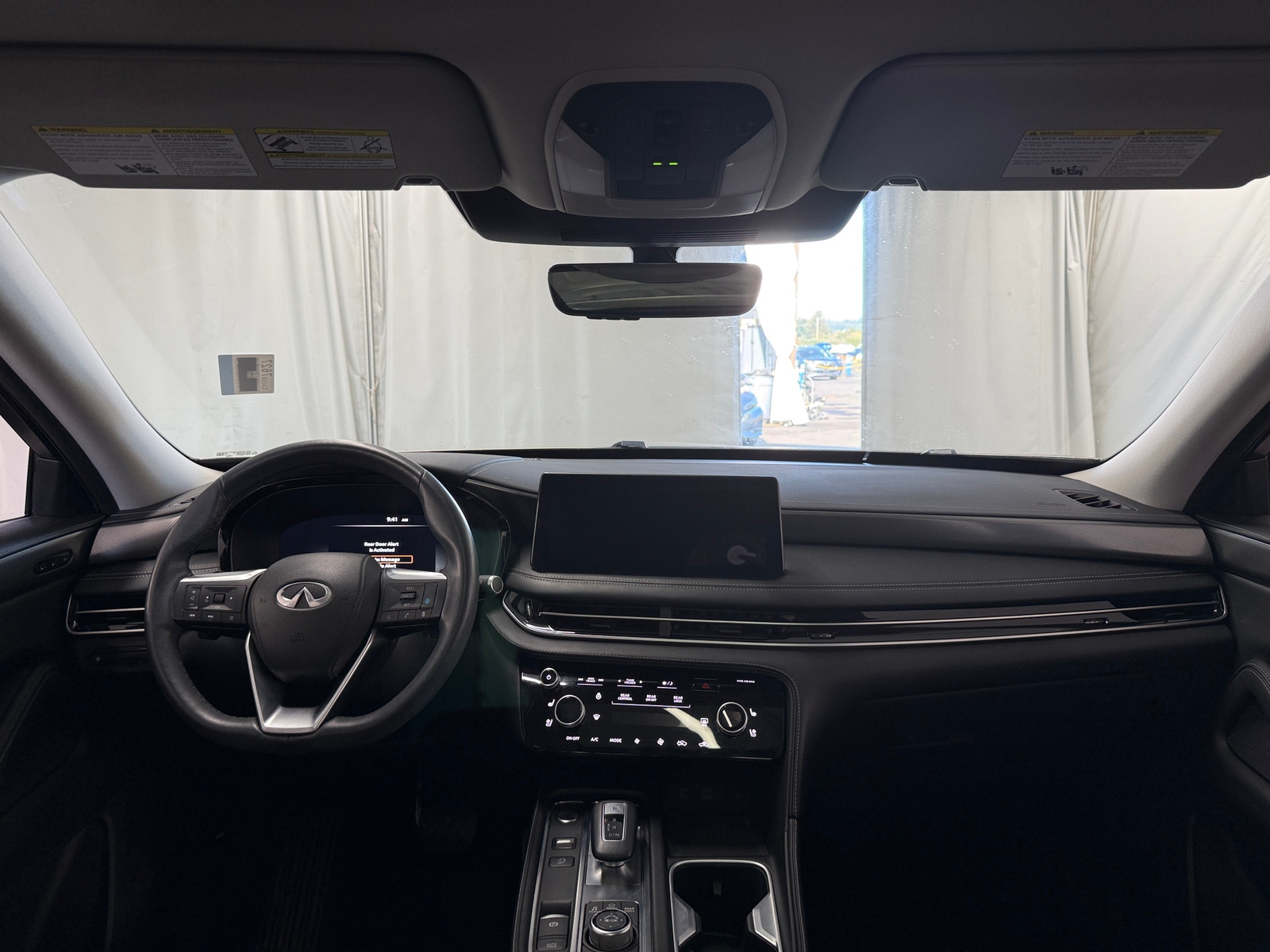Thumbnail: 2023 INFINITI QX60 - 2
