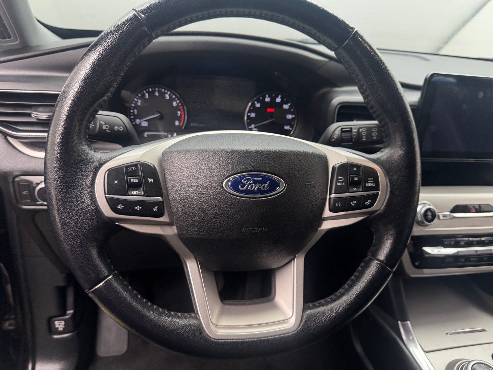 Thumbnail: 2022 Ford Explorer - 4