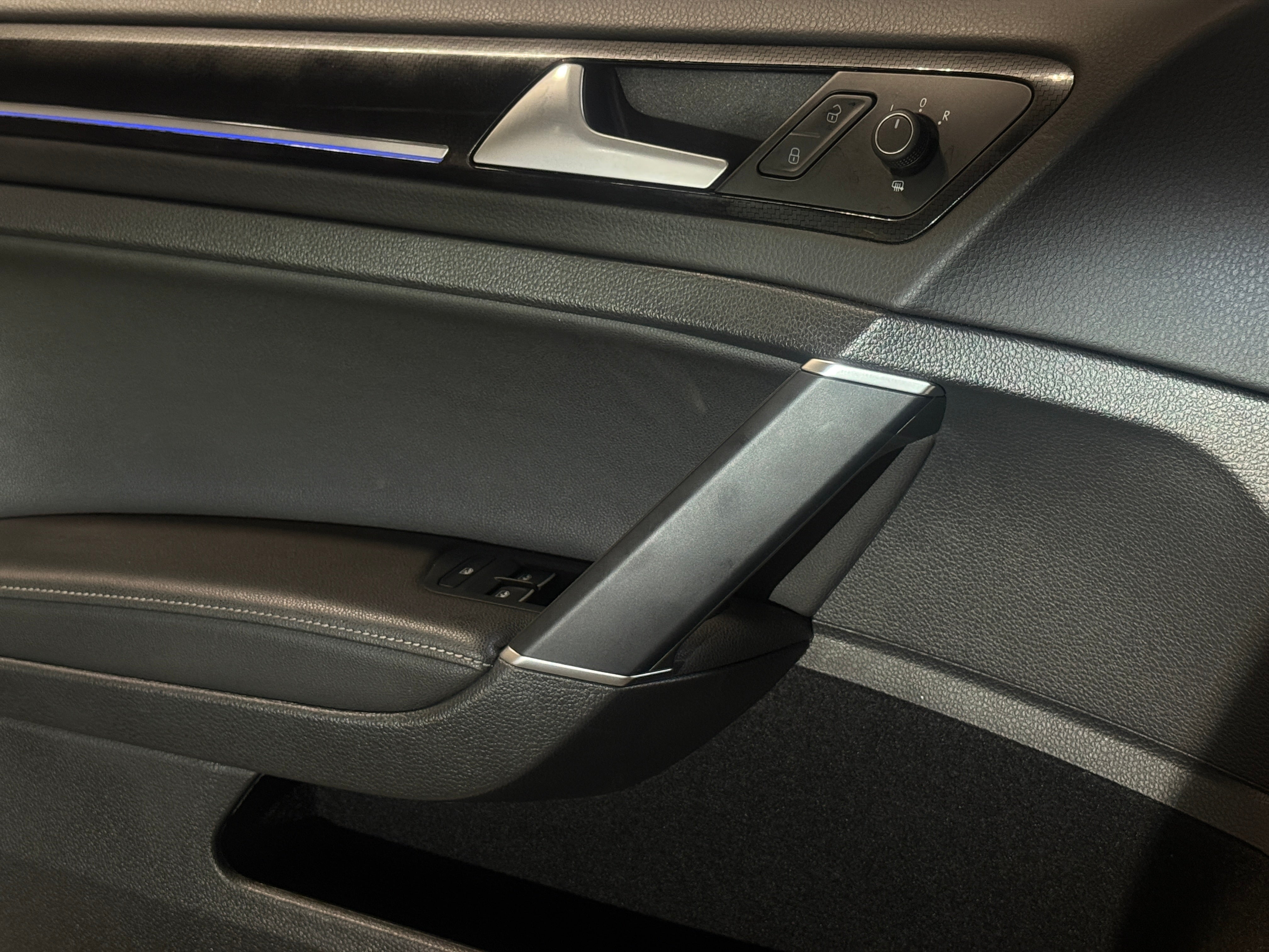 2019 Volkswagen Golf R