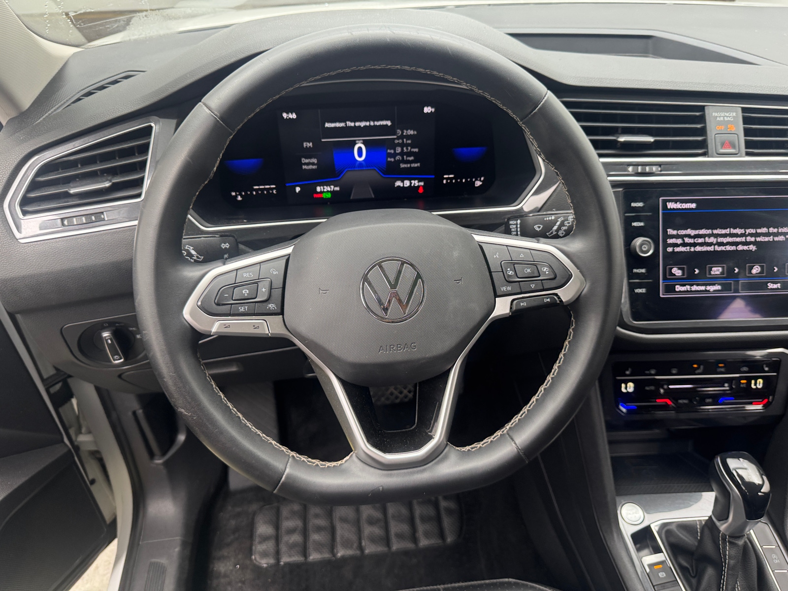 Thumbnail: 2022 Volkswagen Tiguan - 4