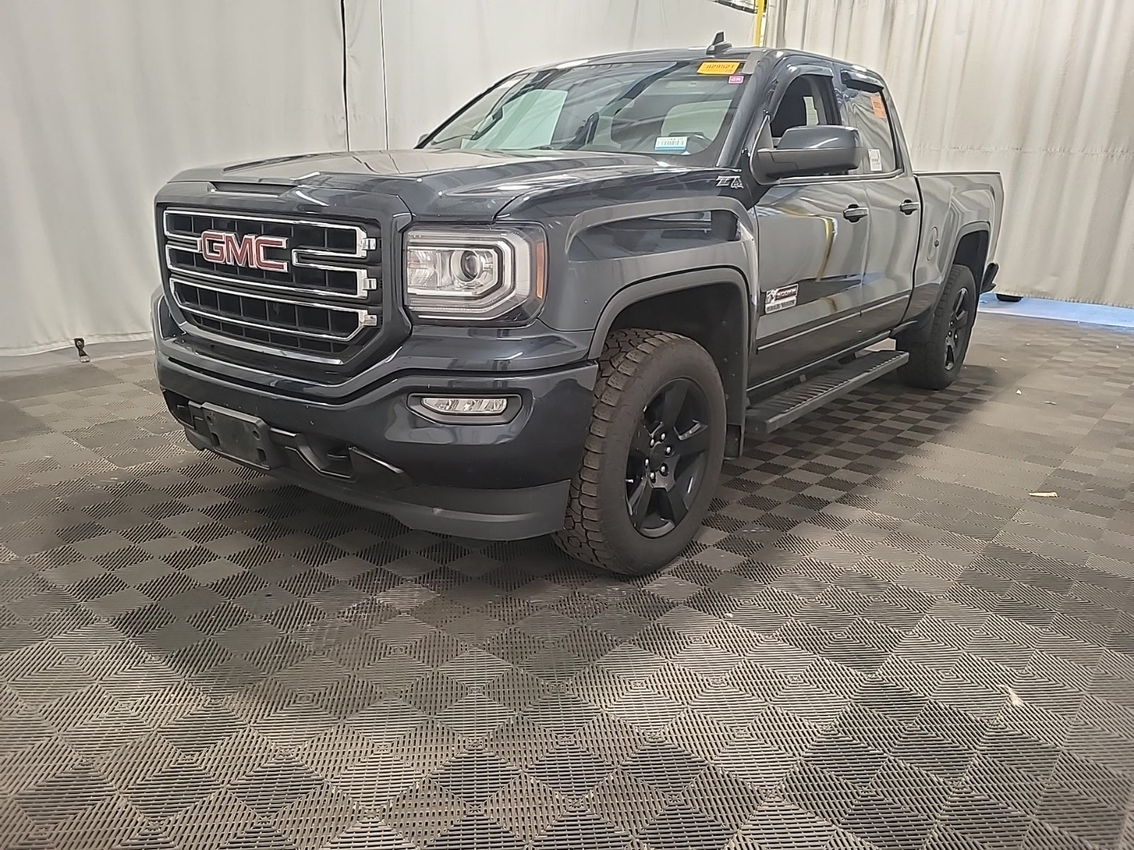 2018 GMC Sierra 1500 4WD Double Cab 143.5" Sle