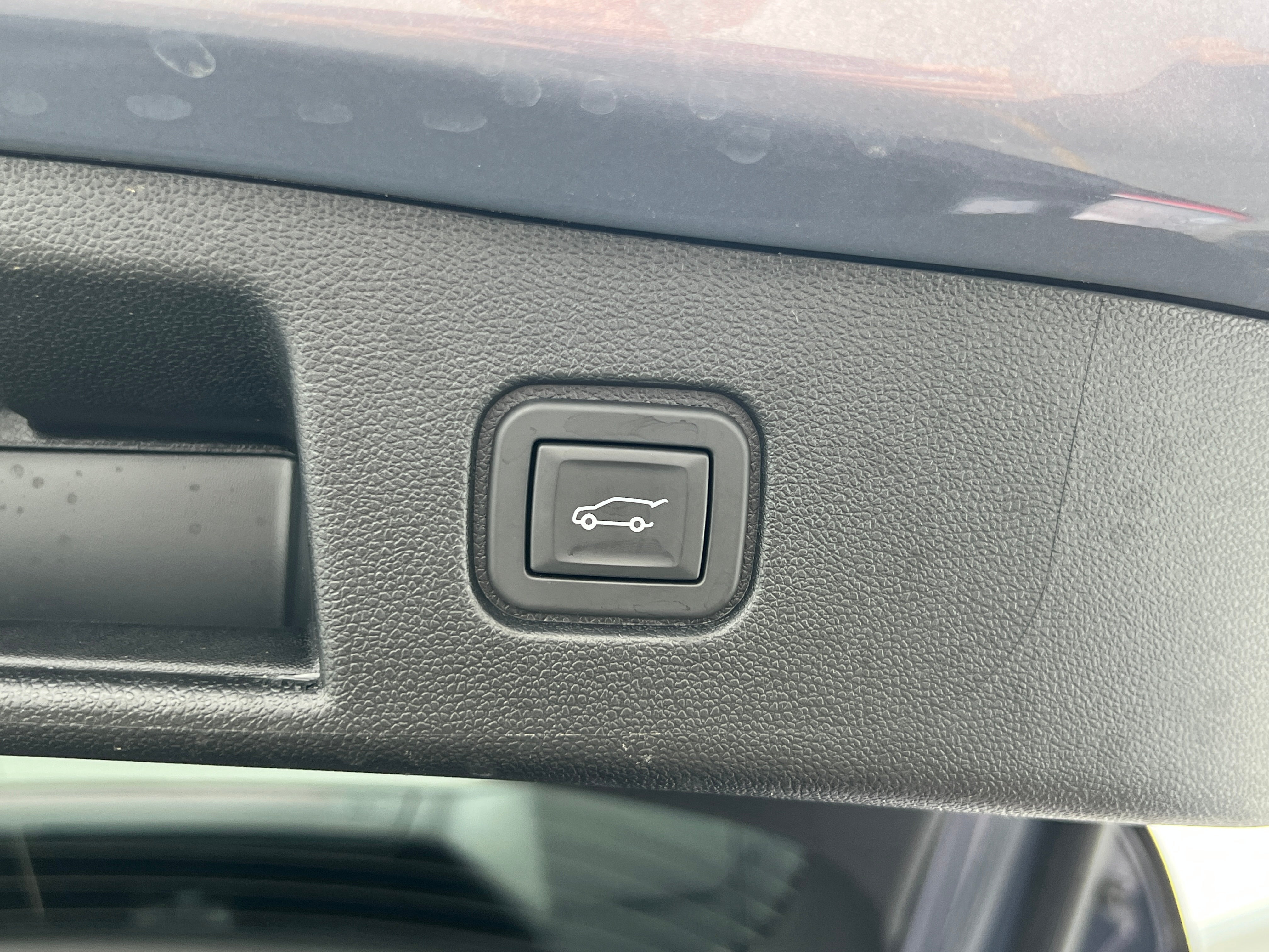 Used 2024 Chevrolet Blazer EV LT with VIN 3GNKDBRJ8RS243802 for sale in Auburn, WA