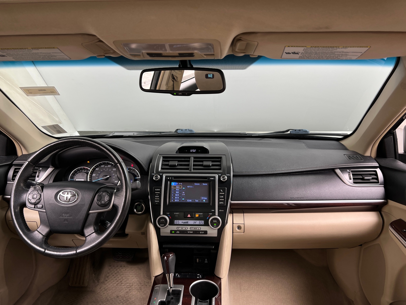 Thumbnail: 2012 Toyota Camry - 3